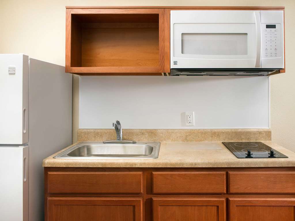 Woodspring Suites Lake Charles Rum bild